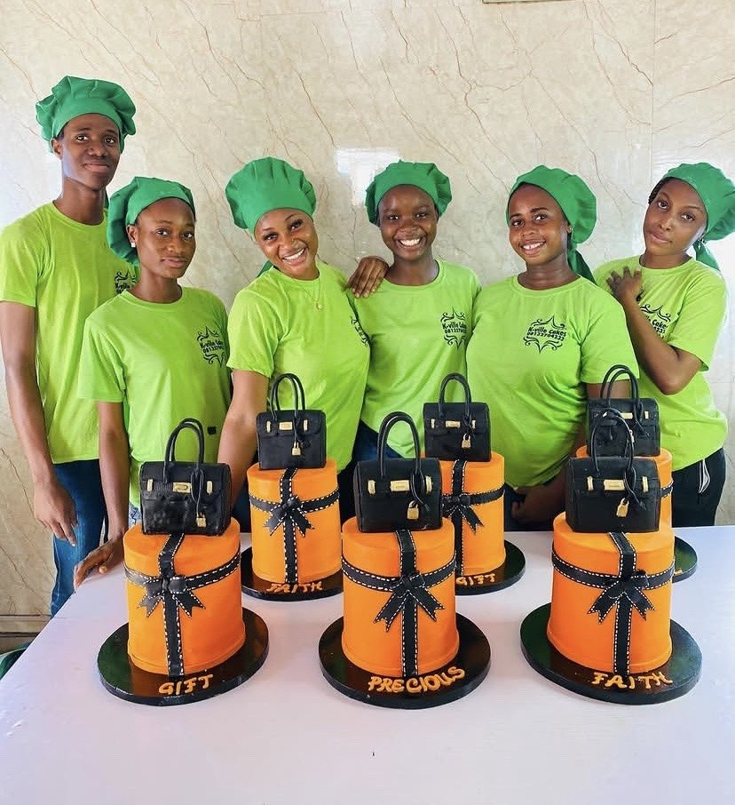 K-ville Cakes students showcasing practical work
